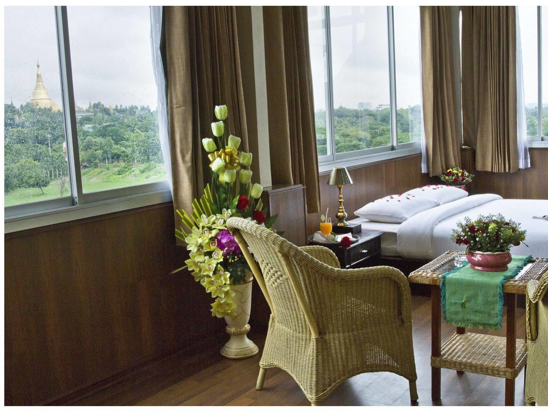 My Hotel Myanmar Янгон Экстерьер фото